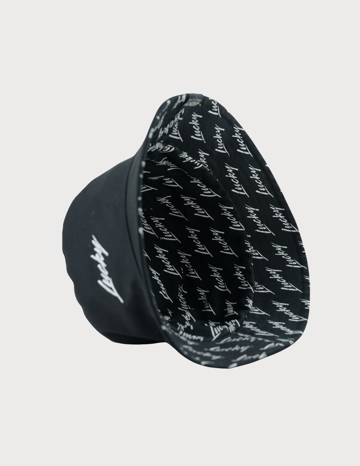 REVERSIBLE BUCKET HAT